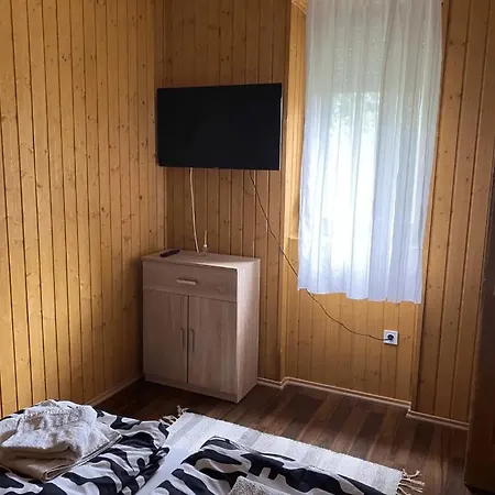 Topart Vendeghaz Apartment Oroshaza
